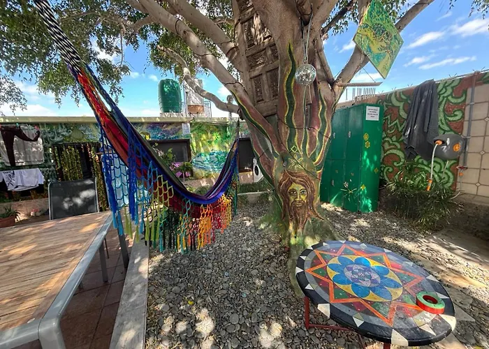 Duendes Del Sur بيت شباب